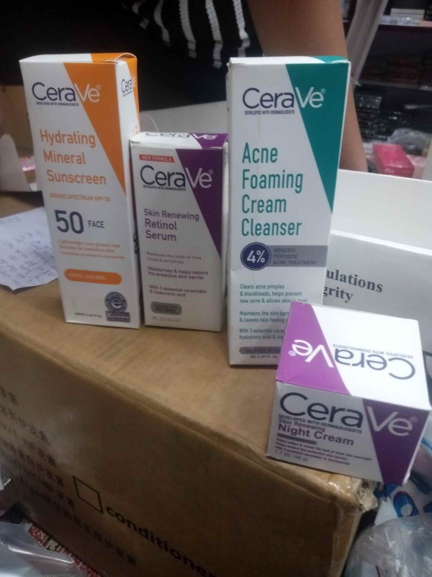 CeraVe 4-in-1 Skincare Bundle – Hydrating Cleanser