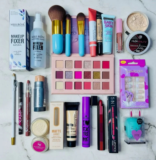 20 Items Makeup Deal Combo Kit