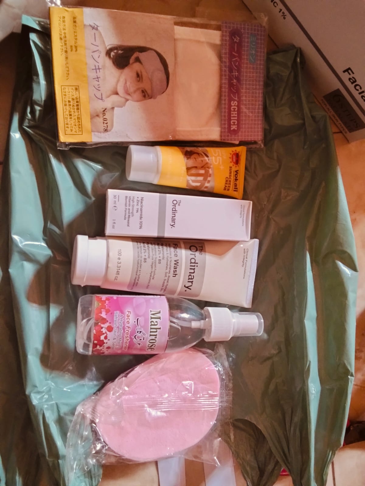 Ordinary New Facial Kit Complete Set - Full 7 Piece Facial Care Kit for Glowing Skin - Includes Face Wash, Scrub, Cream, Masque, Steamer - For Men & Women