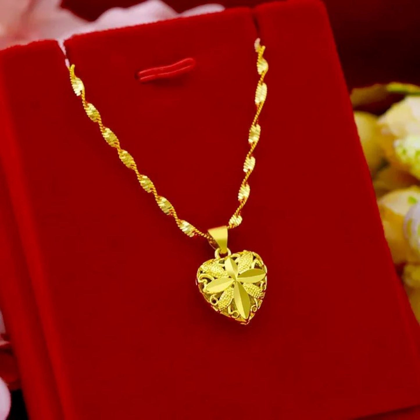 Heart Shaped Cremation Ashes Jewelry for Loss of Loved One